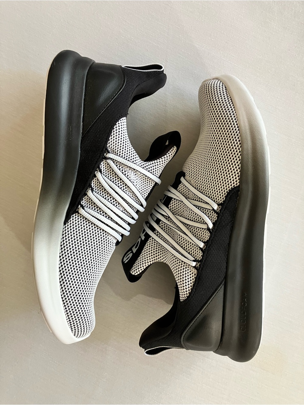 Men's Black & White Knit Slip-On Swim Sneakers
